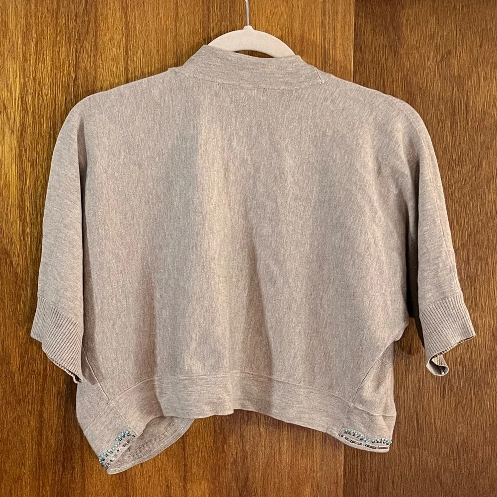 INC INTERNATIONAL CONCEPTS Short Cardigan Tan w Turquoise Beading Sz M - Picture 2 of 4
